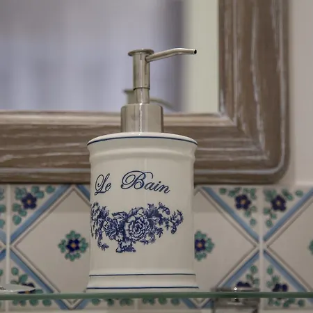 Bed & Breakfast La Piazzetta Delle Regine Rome