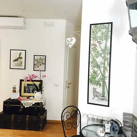 Bed & Breakfast La Piazzetta Delle Regine 3*