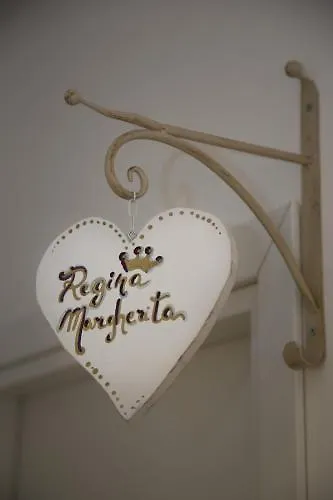 La Piazzetta Delle Regine